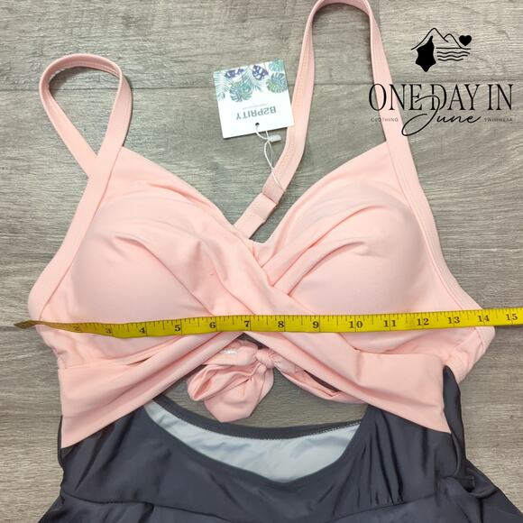 B2Prity Twist Front Cut Out Tie Back Swimdress One Piece Swimsuit Size M - Picture 5 of 7